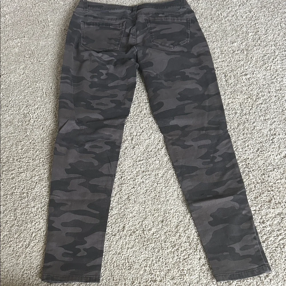 Democracy Camouflage Skinny Jeans - Picture 6 of 6